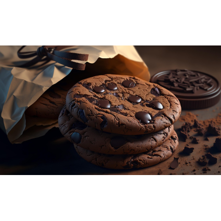 Un cookie tout chocolat est un biscuit au cacao, croustillant dehors et moelleux dedans, rempli de morceaux de chocolat fondants